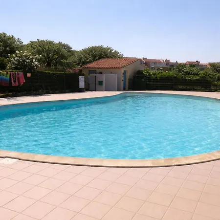 Coastal Oasis: Beachfront T3 With Pool And Private Parking * Agde