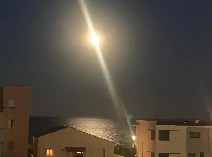 T3 Climatise 40m2 Piscine Parking Prive 2 Secteur Falaises 50 M De La Proche Centre-port 4 Personnes * אגדה