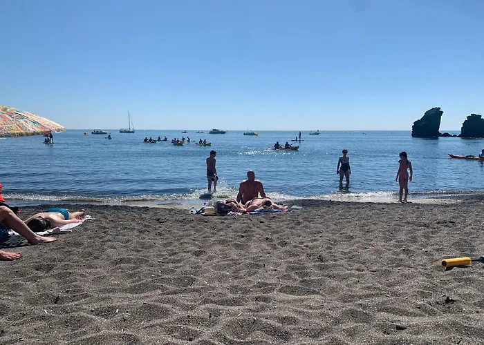 דירה T3 Climatise 40m2 Piscine Parking Prive 2 Secteur Falaises 50 M De La Proche Centre-port 4 Personnes